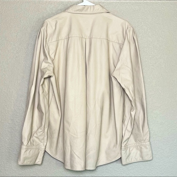 SARA BATTAGLIA Beige Faux Leather Oversized Boxy Snap Button Up Shirt Jacket L - Picture 5 of 13